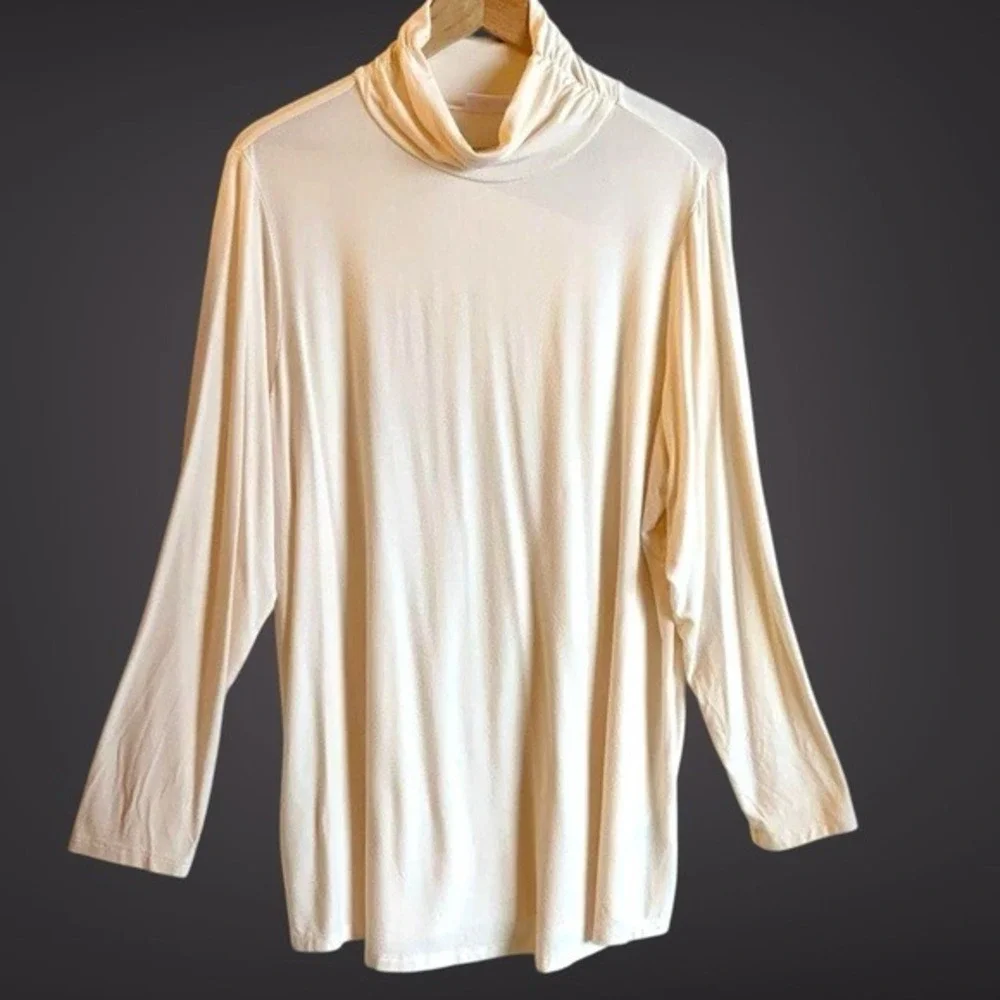 Belle Kim Gravel Womens‎ Turtleneck Top Size 1X Cream Soft Drape Minimalist